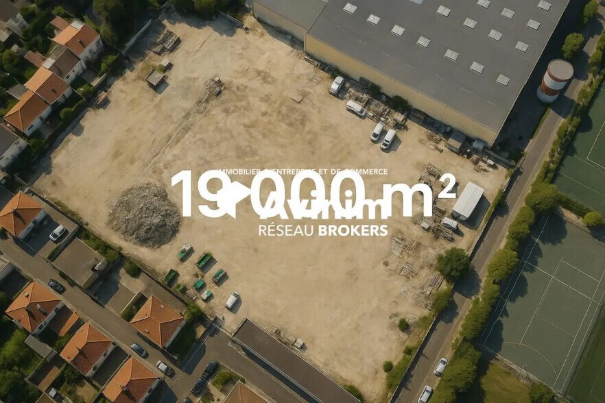 Land in La Courneuve for lease - Building Photo - Image 2 of 3