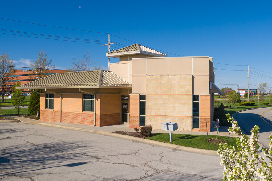 20670 W 151st St, Olathe, KS for sale - Primary Photo - Image 1 of 1