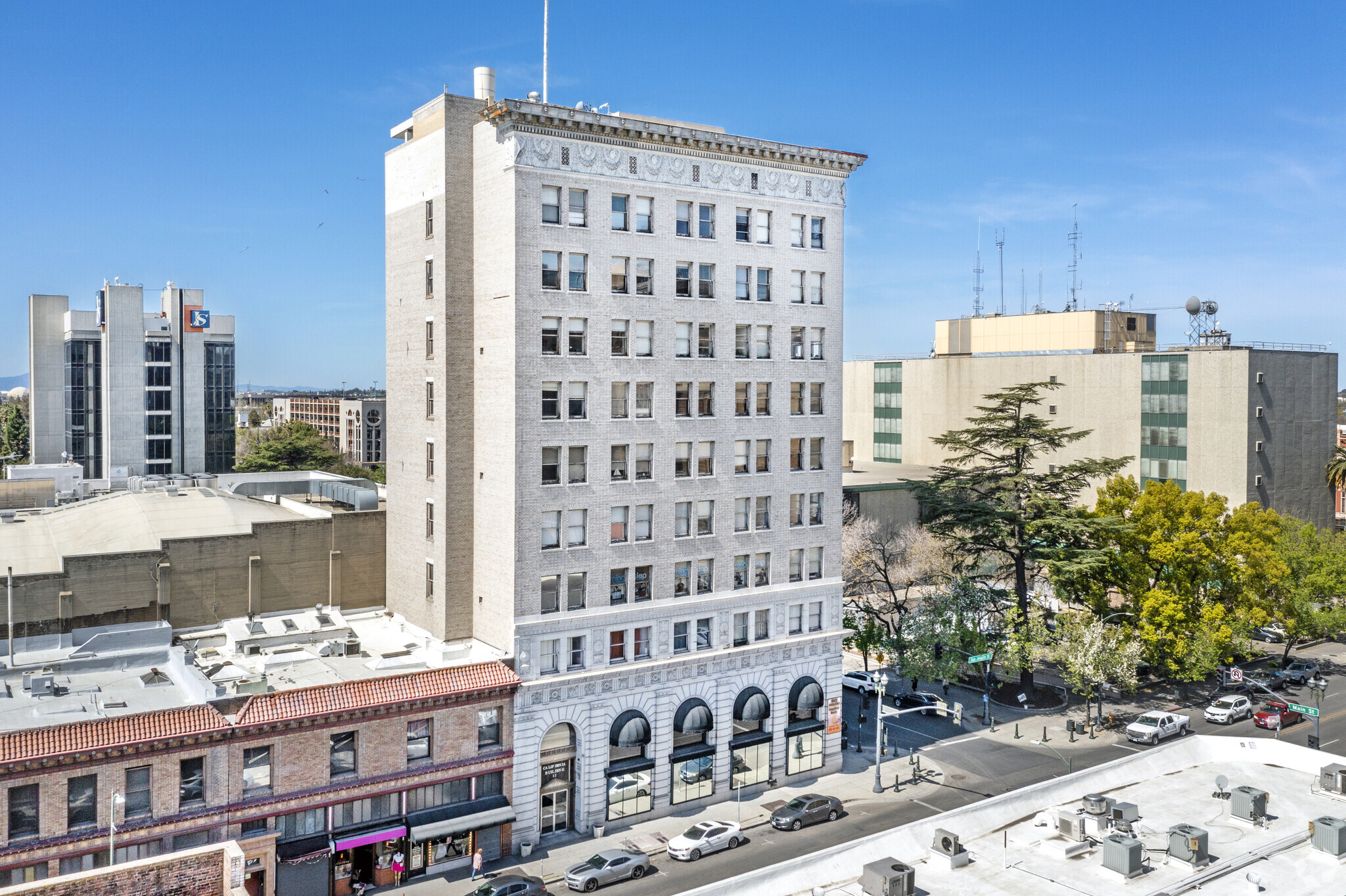 11 S San Joaquin St, Stockton, CA for sale Primary Photo- Image 1 of 1