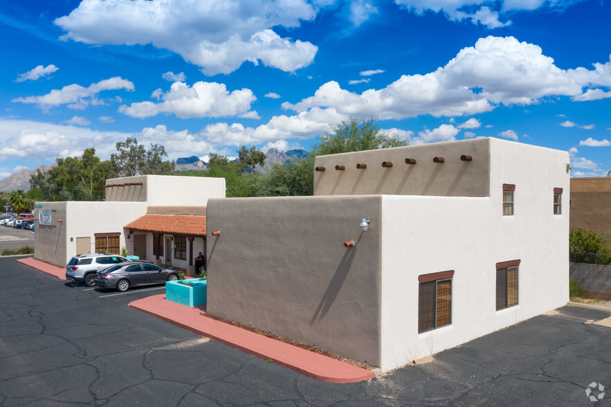 220 E Wetmore Rd, Tucson, AZ for sale - Building Photo - Image 1 of 3