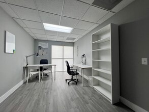 8200-8358 NW 30th Ter, Doral, FL for lease Interior Photo- Image 2 of 7