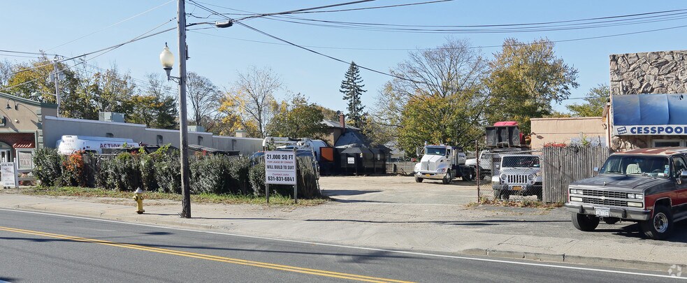 125 Carleton Ave, Central Islip, NY for sale - Primary Photo - Image 1 of 1