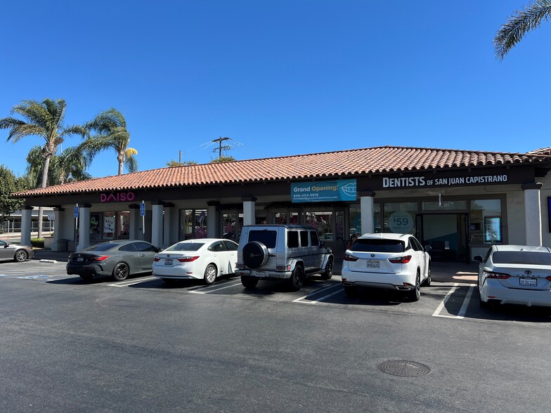 32301-32393 Camino Capistrano, San Juan Capistrano, CA for lease - Building Photo - Image 2 of 6