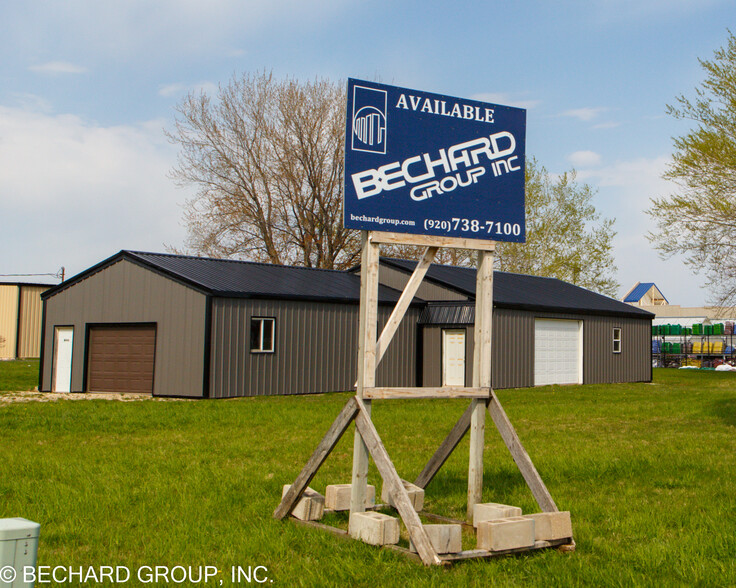 N446 Speel School Rd, Appleton, WI for sale - Building Photo - Image 1 of 1