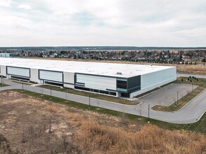 3501 Rue F.-X.-Tessier, Vaudreuil-dorion, QC for lease Building Photo- Image 1 of 4