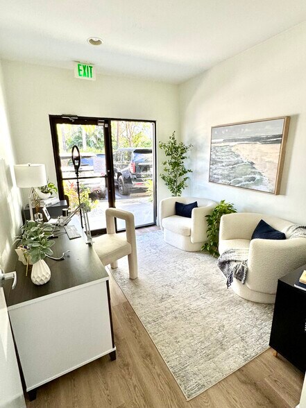 6212-6226 Trail Blvd, Naples, FL for lease - Interior Photo - Image 2 of 6