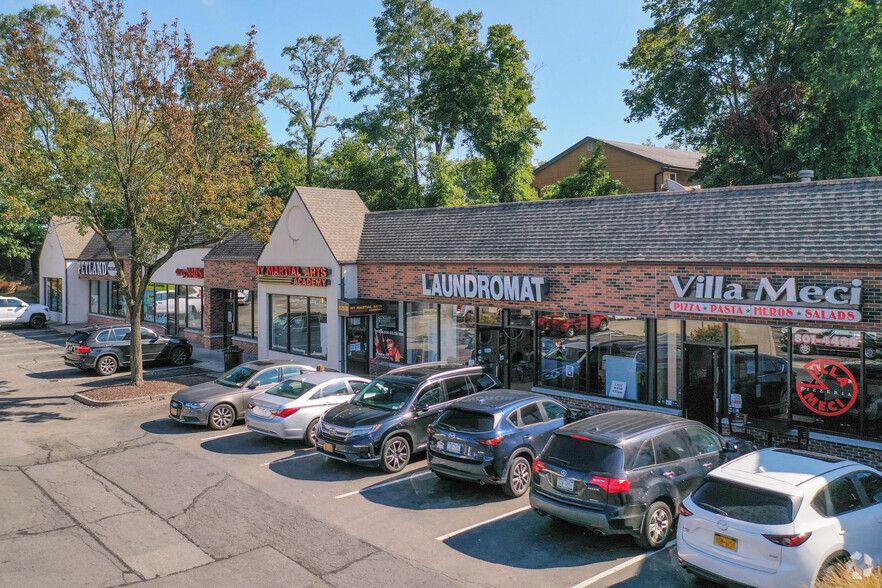 206-216 Glen Cove Ave, Glen Cove, NY for lease - Building Photo - Image 2 of 17