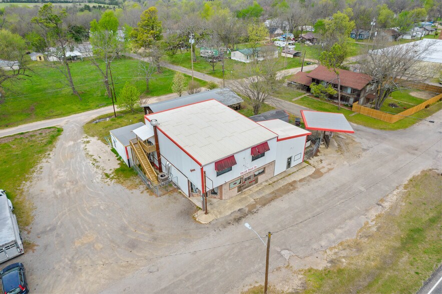 302 Harrison Ave, Roxton, TX for sale - Primary Photo - Image 1 of 1
