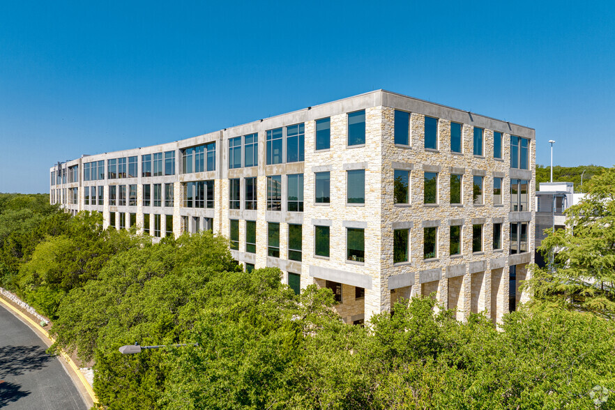 2700 Via Fortuna Drive, Austin, TX for sale - Building Photo - Image 1 of 1