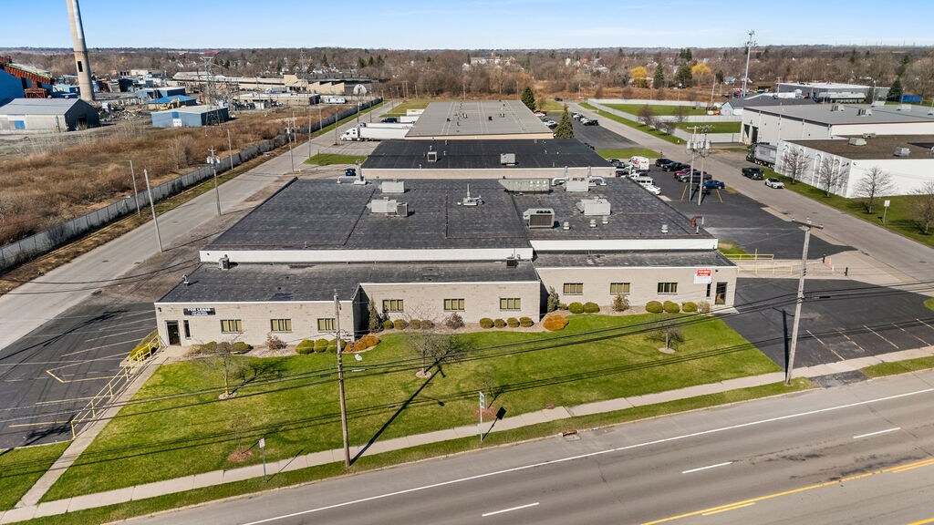 4120 Hyde Park Blvd, Niagara Falls, NY for lease Building Photo- Image 1 of 32