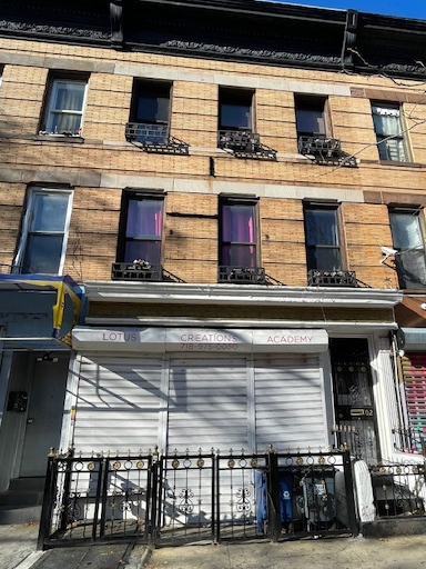 102 Kingston Ave, Brooklyn, NY for lease Building Photo- Image 1 of 4