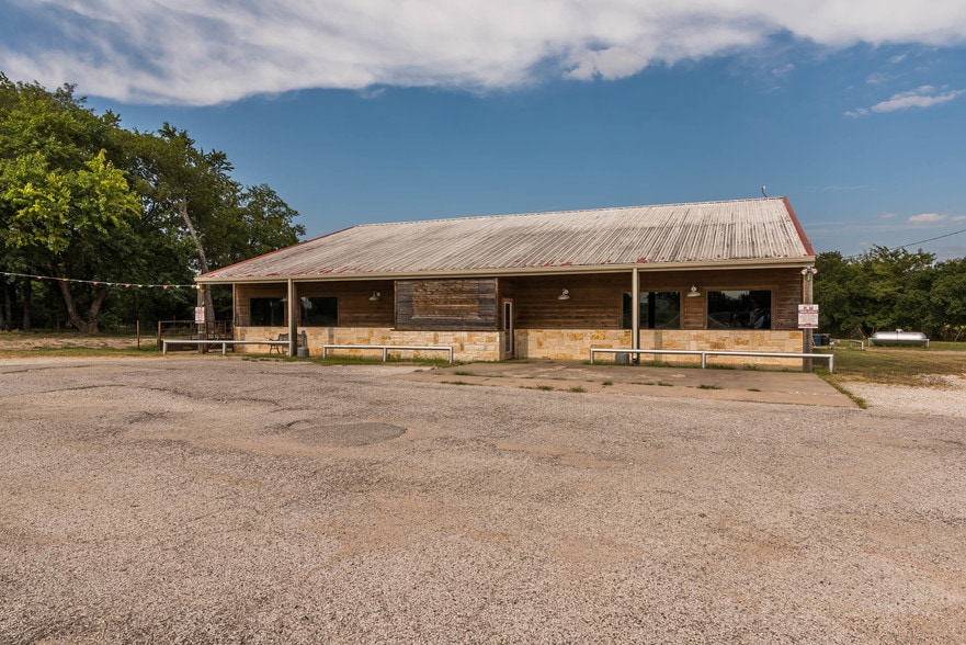21894 US Highway 377, Whitesboro, TX 76273