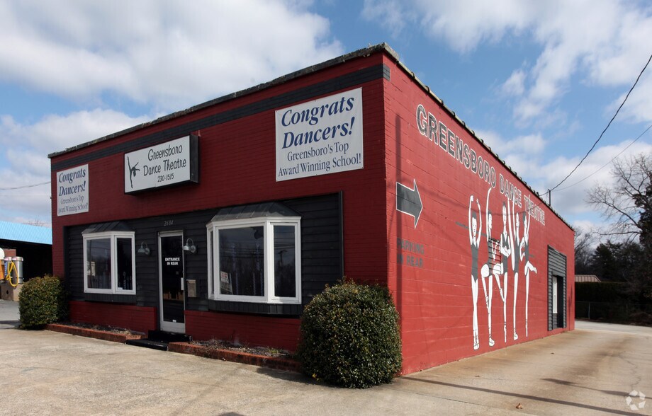 2604 Battleground Ave, Greensboro, NC 27408