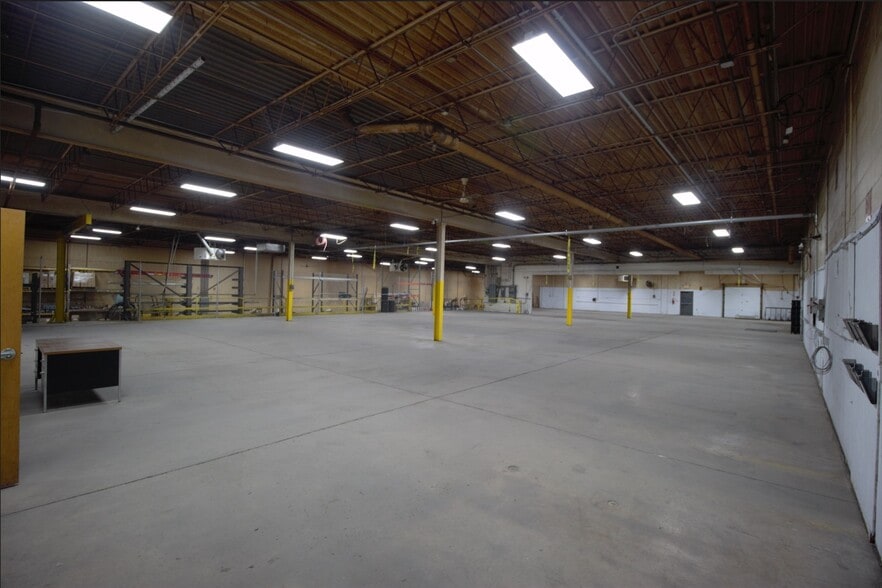 2025 Brighton Henrietta Town Line Rd, Rochester, NY for lease - Building Photo - Image 1 of 12