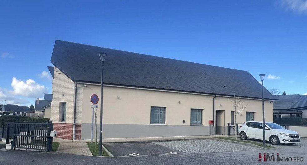 Flex in Saint-Romain-de-Colbosc for sale - Building Photo - Image 1 of 7