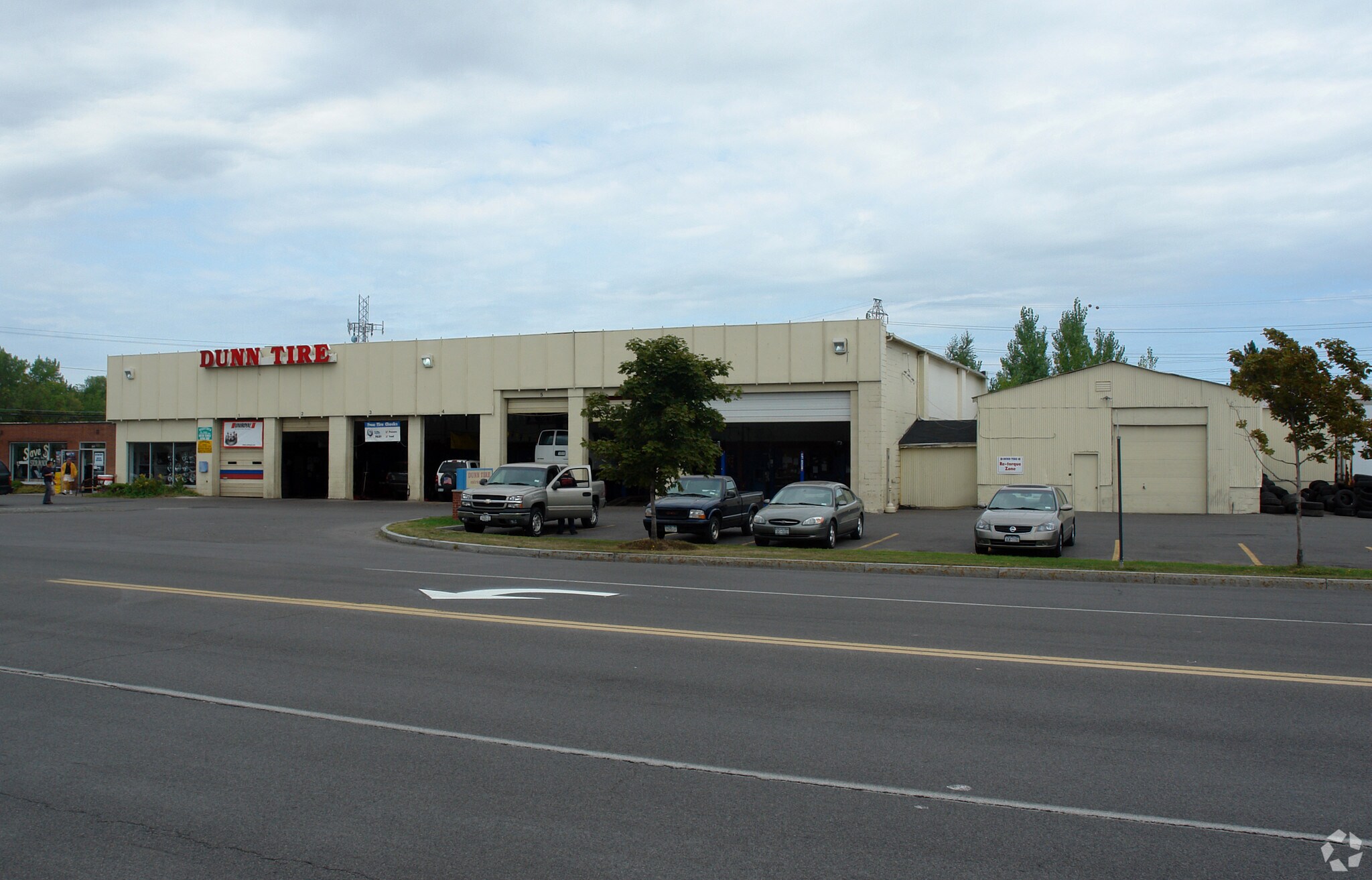 5830 Bridge St, East Syracuse, NY for sale Primary Photo- Image 1 of 1