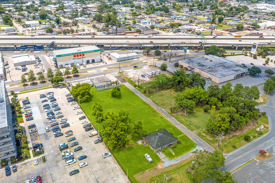 Costanza Drive, Gretna, LA for sale - Aerial - Image 1 of 7