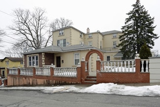 More details for 69 Starbuck St, Staten Island, NY - Multifamily for Sale