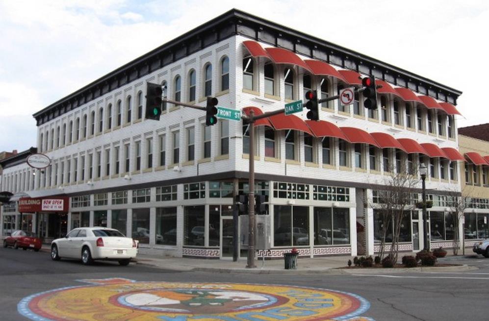 1125 Oak St, Conway, AR 72032 Halter Building