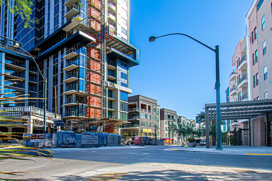 277 Promenade Pl, Las Vegas, NV for lease - Building Photo - Image 3 of 14