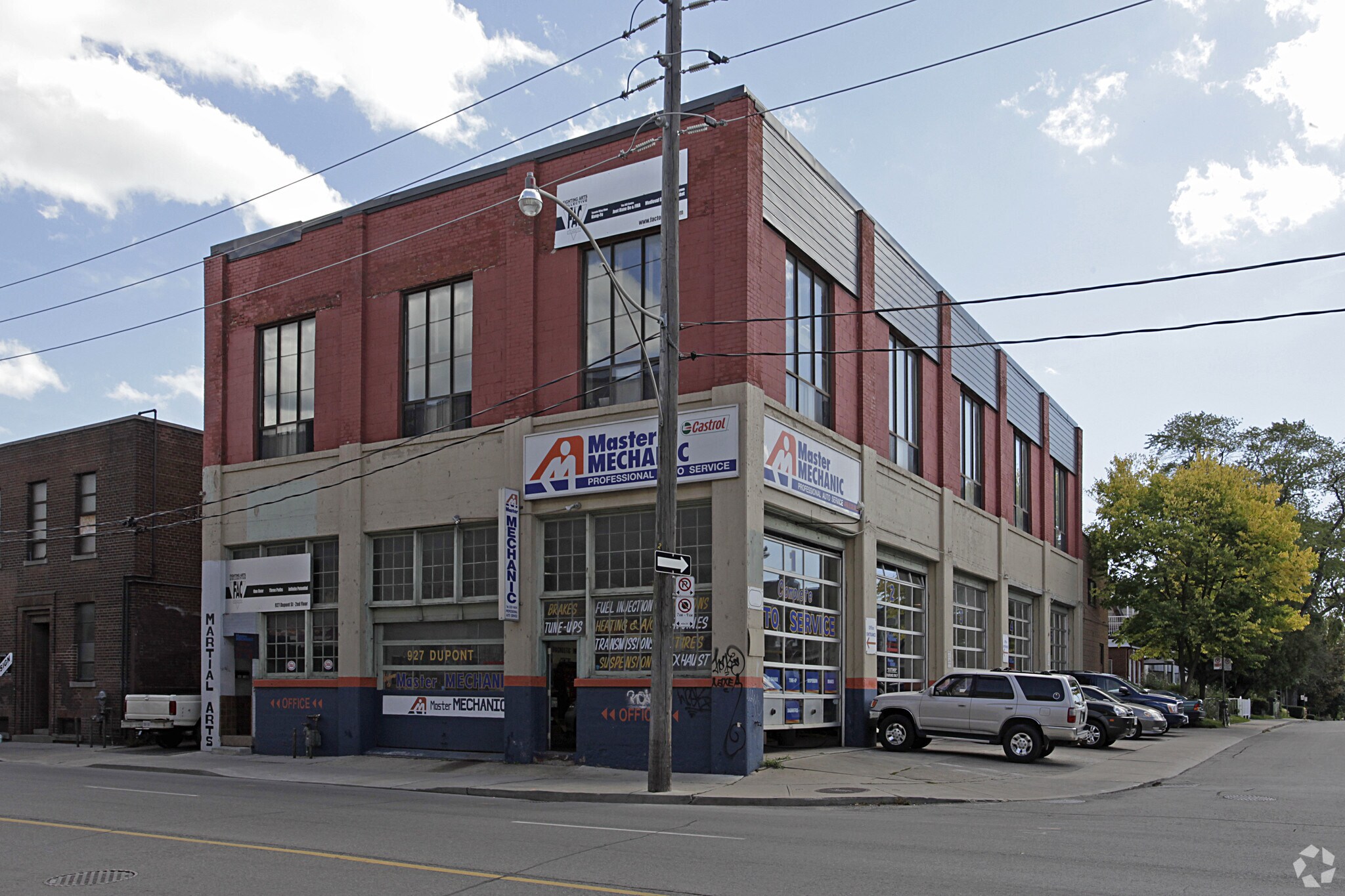 927 Dupont St, Toronto, ON for sale Primary Photo- Image 1 of 1