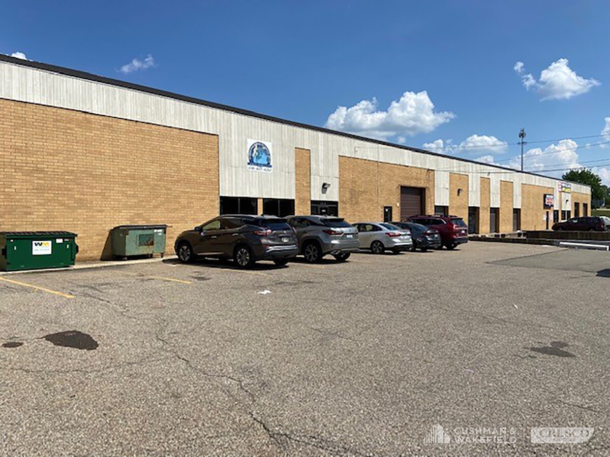 26532655 S Arlington Rd, Akron, OH 44319