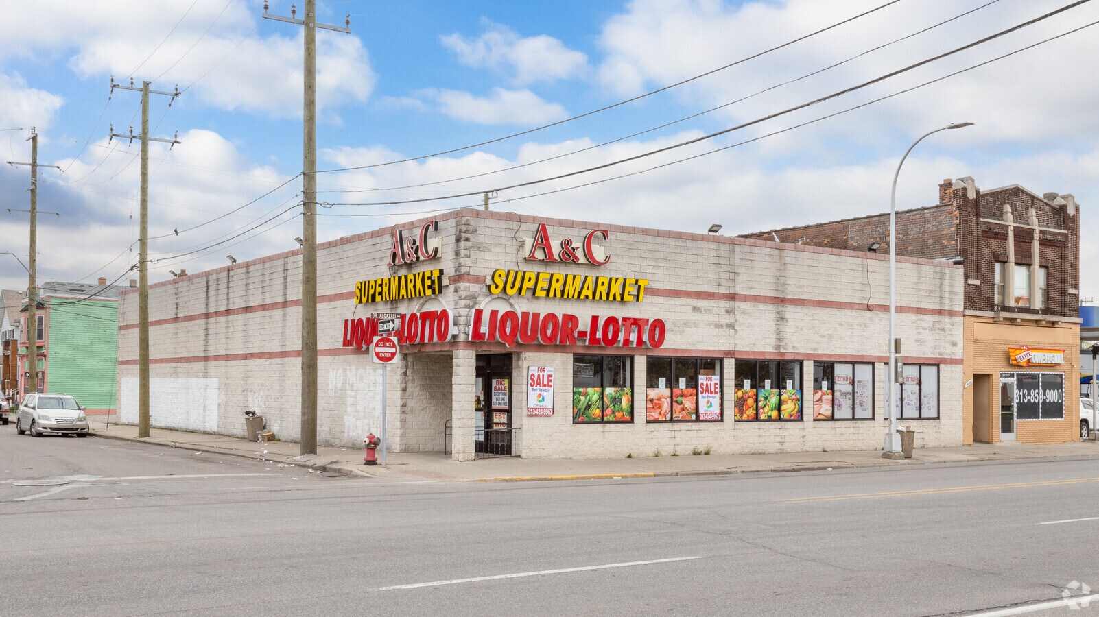 9006 Joseph Campau St, Hamtramck, MI 48212