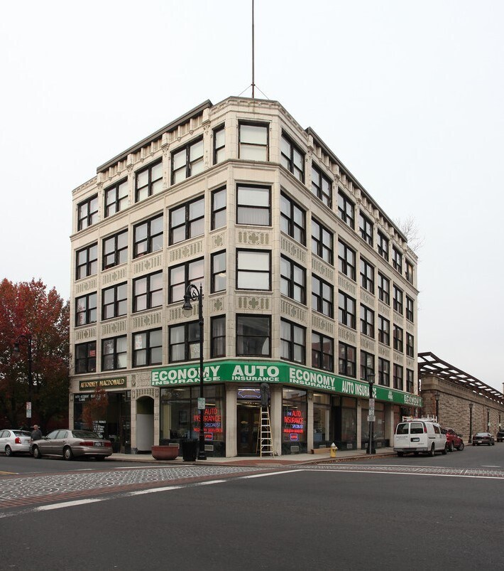 1695-1699 Main St, Springfield, MA for lease Building Photo- Image 1 of 7