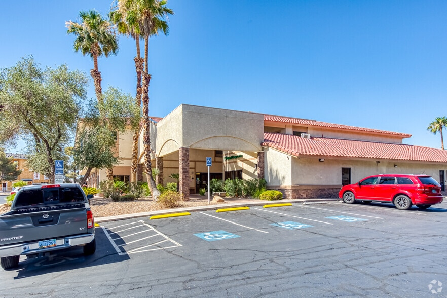 6301 Mountain Vista St, Henderson, NV for lease - Building Photo - Image 3 of 21