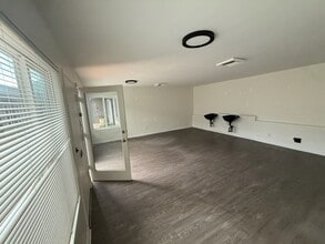 7730-7742 Herschel Ave, La Jolla, CA for lease Interior Photo- Image 2 of 3
