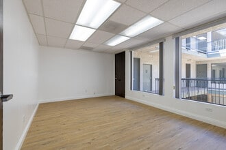 23717 Hawthorne Blvd, Torrance, CA for lease Interior Photo- Image 1 of 8