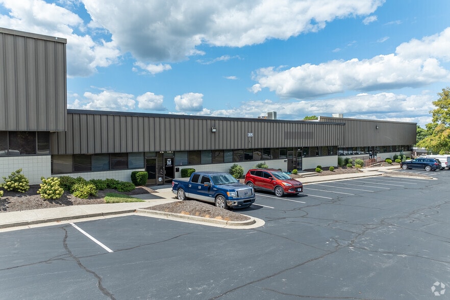 832 Nandino Blvd, Lexington, KY for sale - Primary Photo - Image 1 of 1