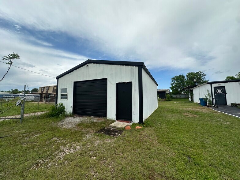 3145 44th st, Newcastle, OK for sale - Building Photo - Image 3 of 7