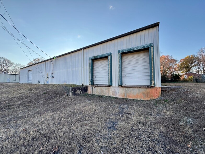 117 C Liberty Dr, Thomasville, NC for lease - Building Photo - Image 1 of 22