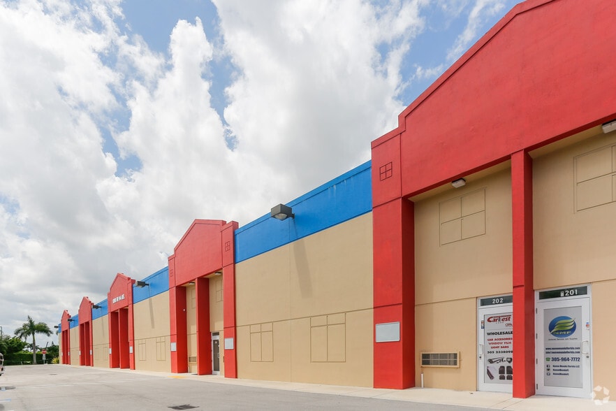 13991 SW 143rd Ct, Miami, FL for lease - Building Photo - Image 3 of 3