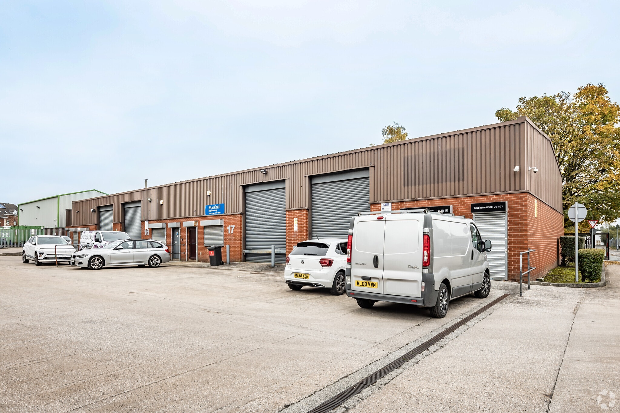 Thames Trading Estate, Manchester for lease Primary Photo- Image 1 of 4