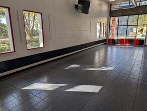 484 Tremont St, Boston, MA for lease Interior Photo- Image 2 of 5