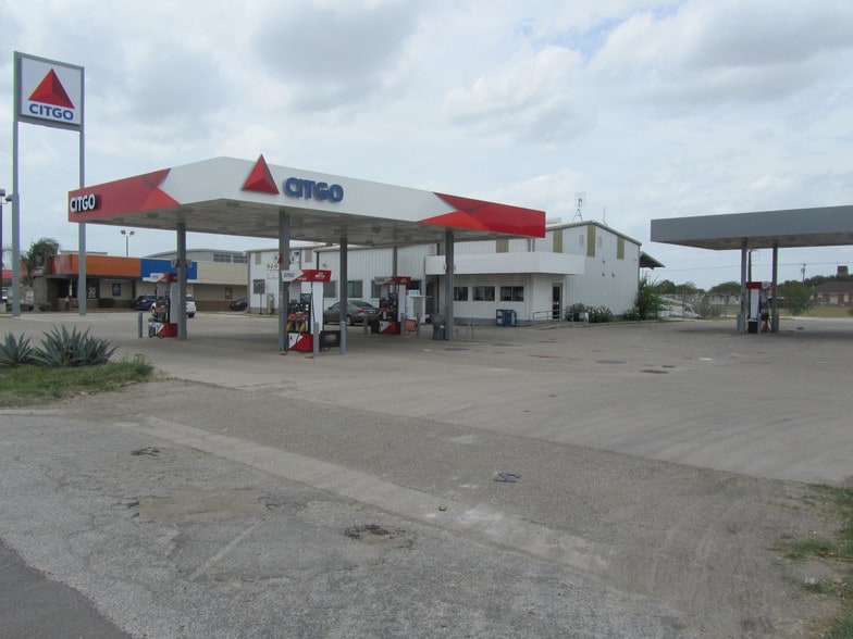 102 N Us Highway 77, Bishop, TX for sale - Building Photo - Image 1 of 1