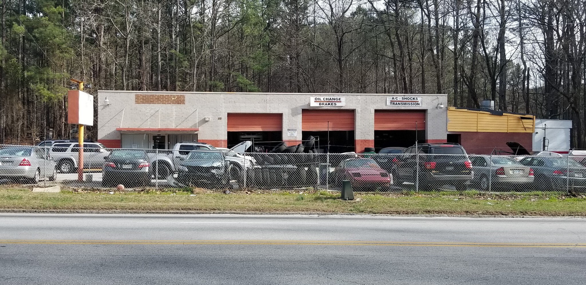 2570 Lithonia Industrial Blvd, Lithonia, GA, 30058 Auto Repair