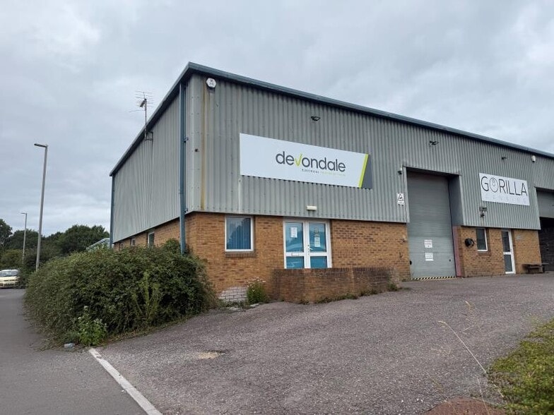 Corbin Way, Bradpole for lease - Building Photo - Image 1 of 3