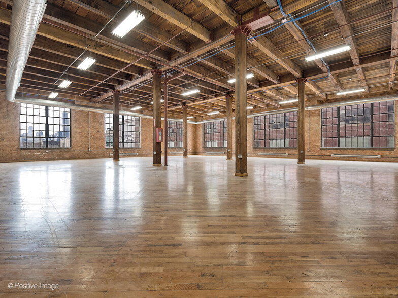 600 W Cermak Rd, Chicago, IL for lease - Interior Photo - Image 3 of 15