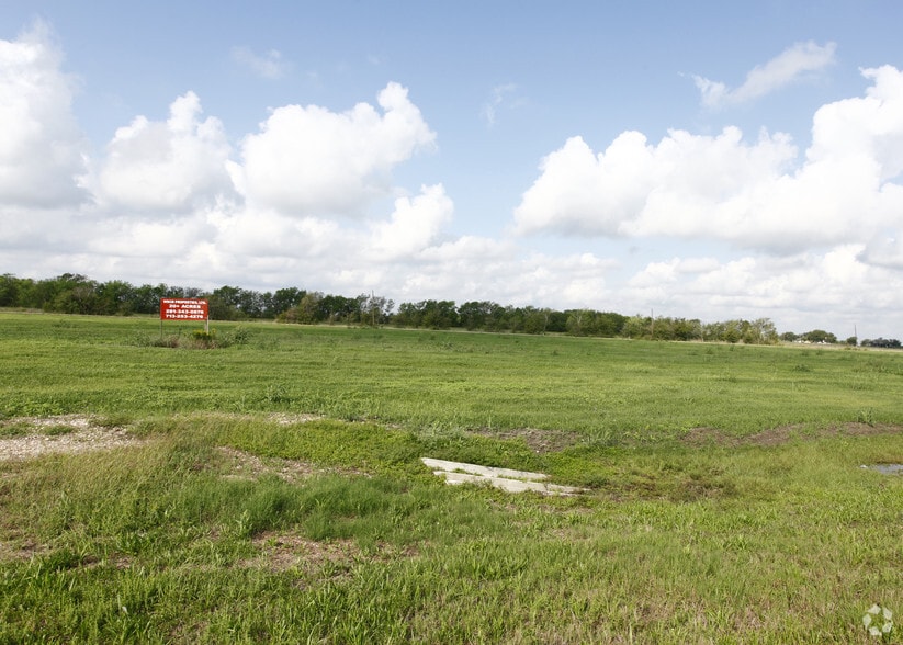 Tx-10 Spur, Rosenberg, TX for sale - Primary Photo - Image 1 of 1