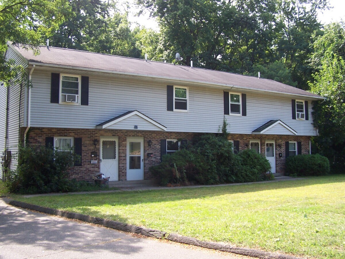 57 Union St, Bristol, CT 06010