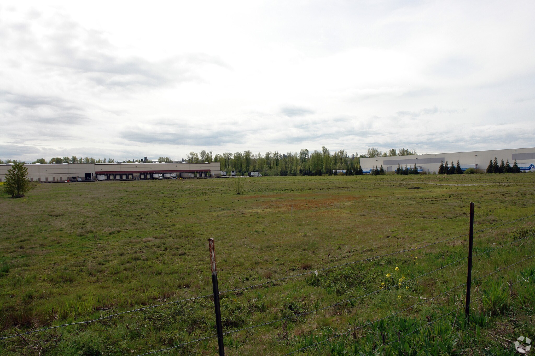 NE Riverside Pky, Portland, OR for sale Building Photo- Image 1 of 3