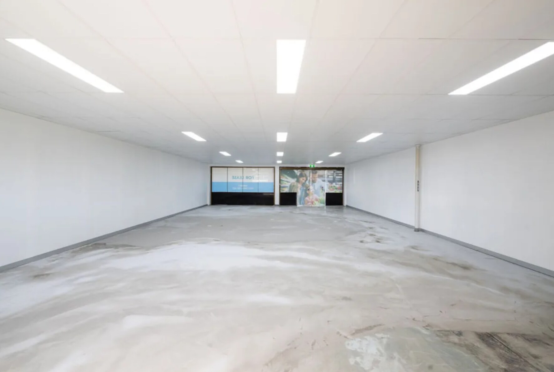 180 Birkdale Road, Birkdale for lease Interior Photo- Image 1 of 5
