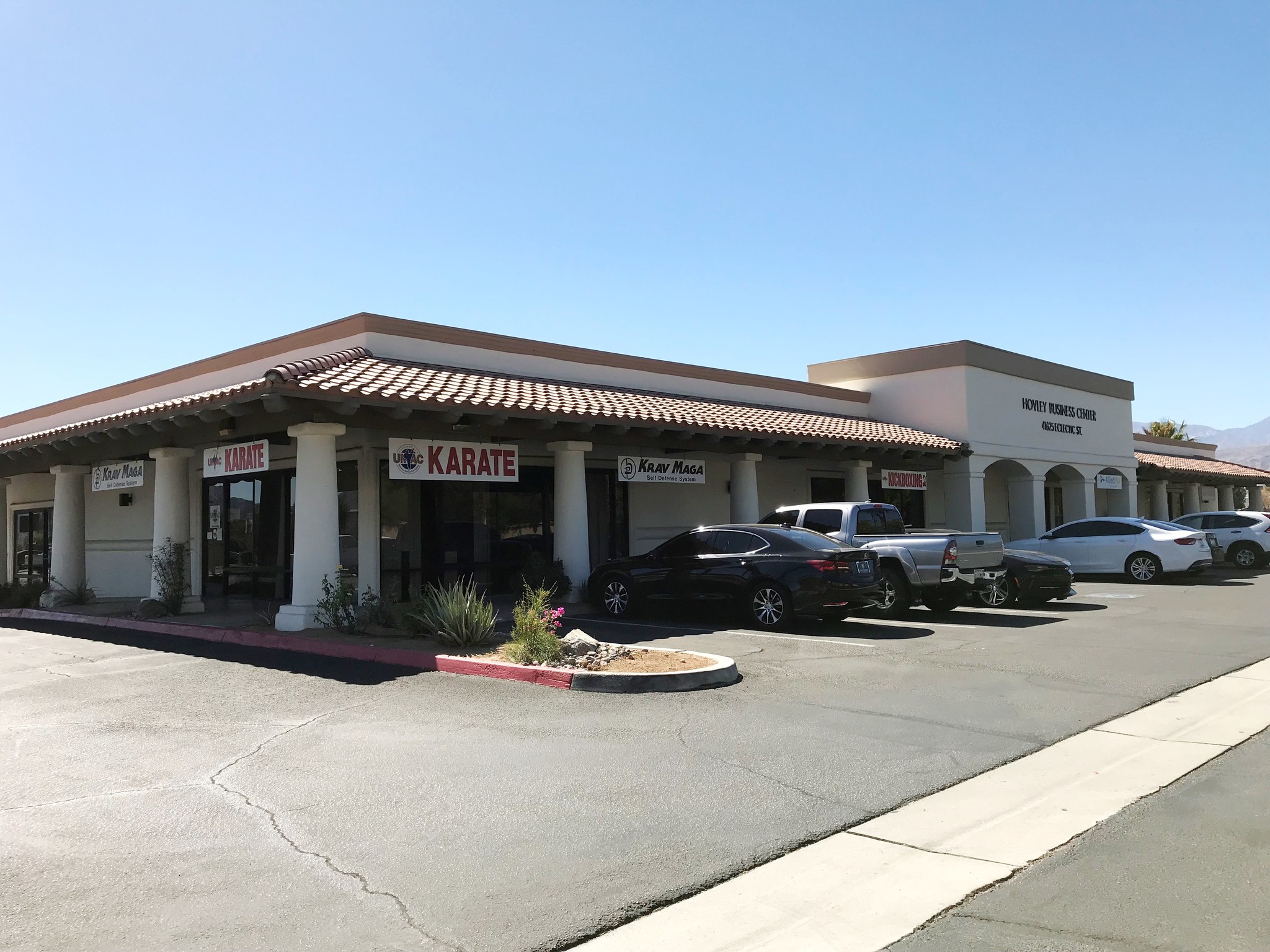 41625 Eclectic St, Palm Desert, CA for sale Primary Photo- Image 1 of 1