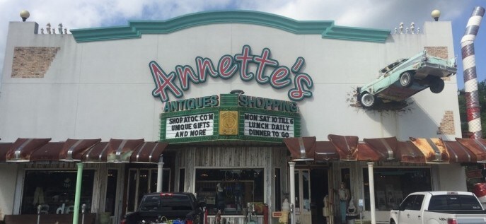 2758 W Feeder Ih 45, New Waverly, TX for sale - Primary Photo - Image 1 of 1