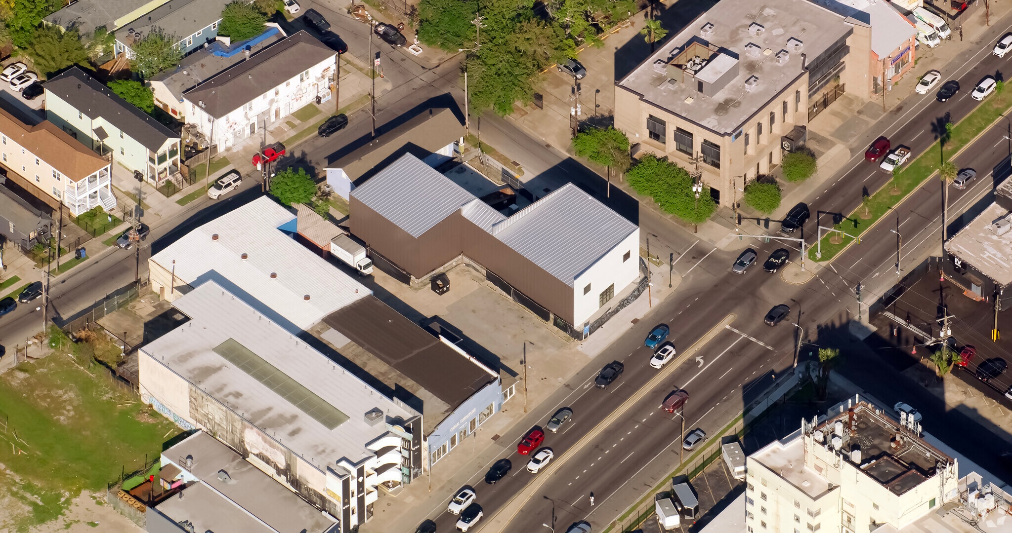 4001 Tulane Ave, New Orleans, LA for lease Primary Photo- Image 1 of 4