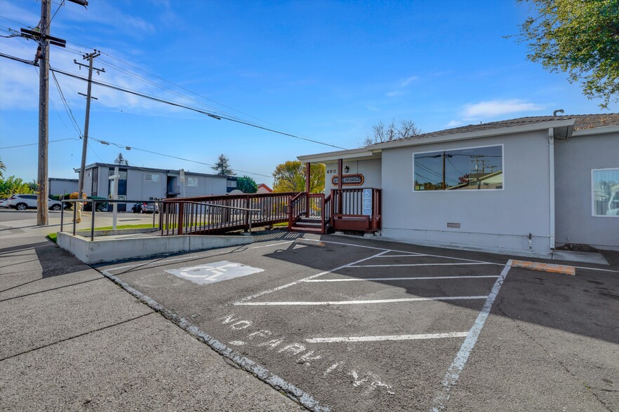 490 E L St, Benicia, CA for sale - Building Photo - Image 2 of 48