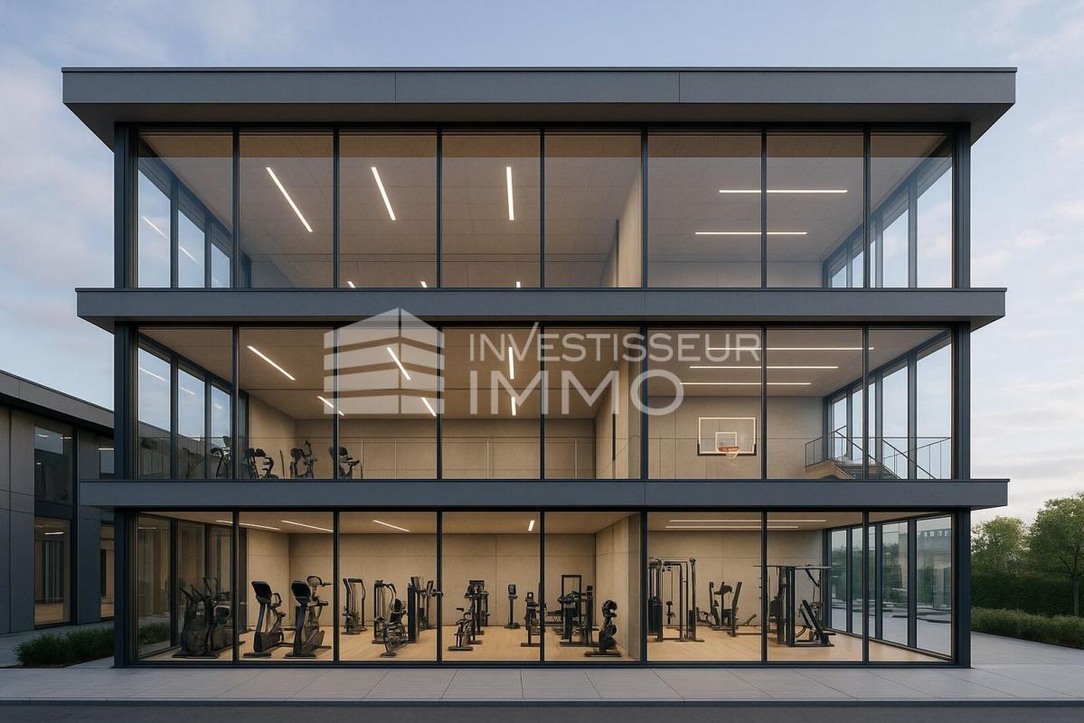 Retail in Asnieres Sur Seine for lease Building Photo- Image 1 of 5